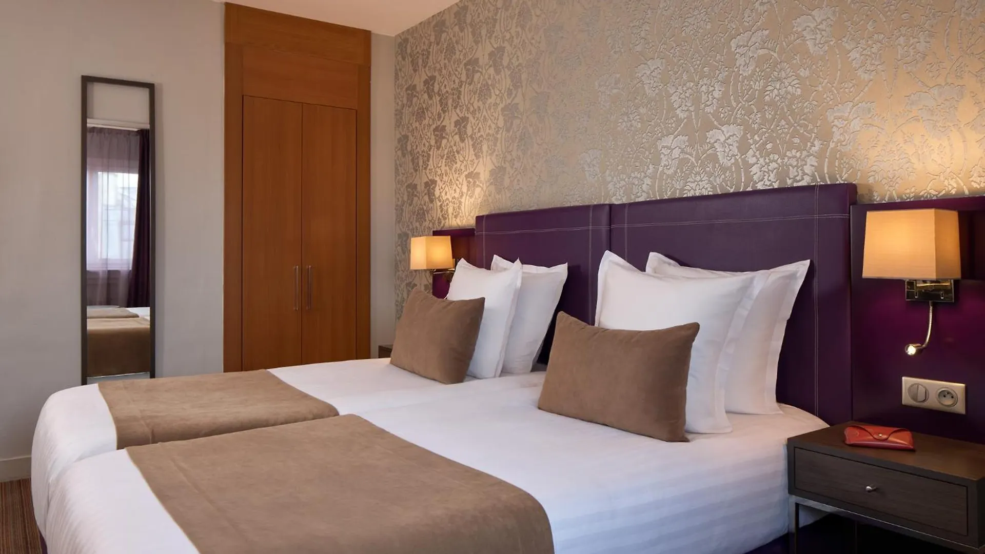 Timhotel Opera Blanche Fontaine