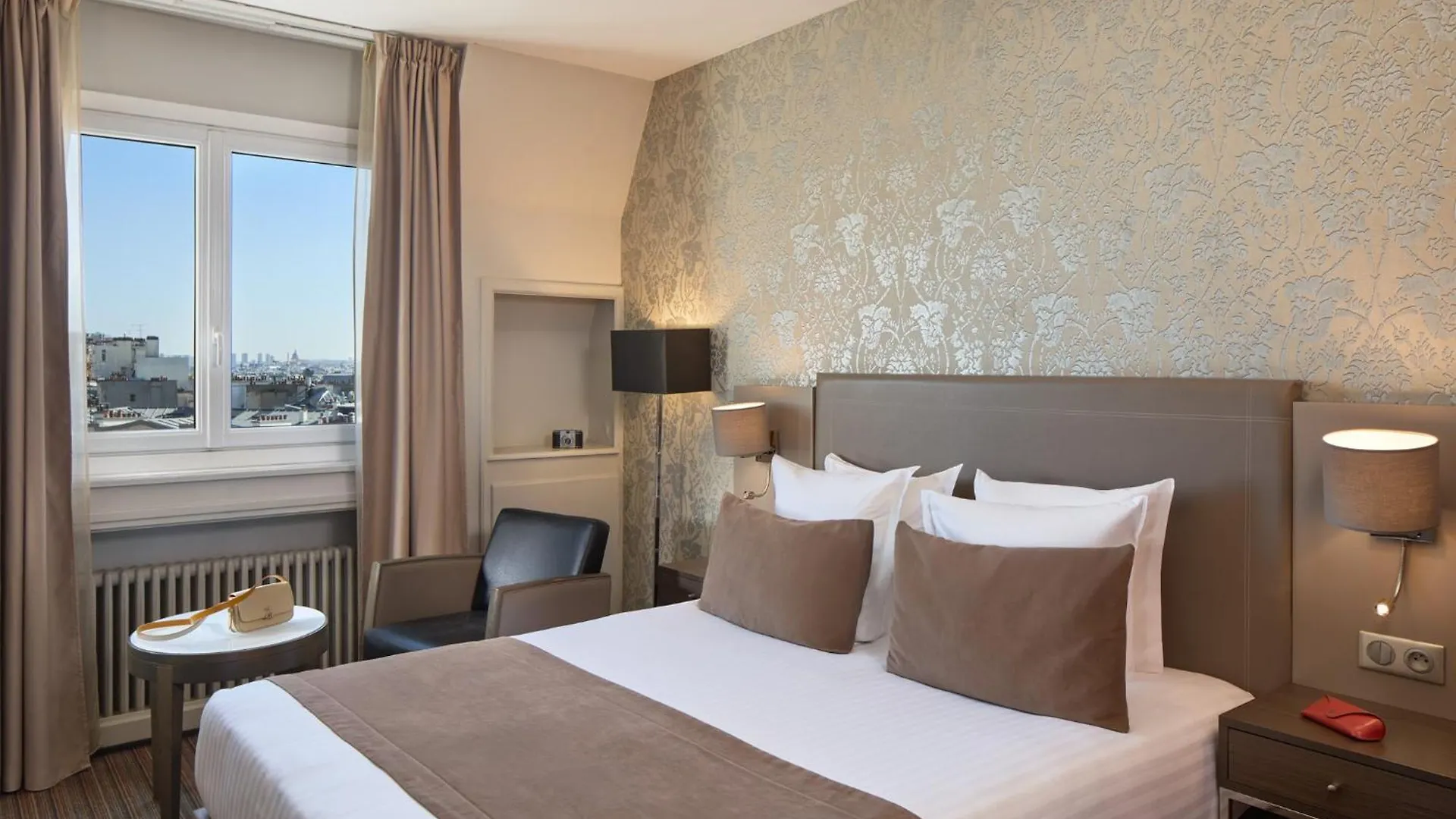 Timhotel Opera Blanche Fontaine Hotel