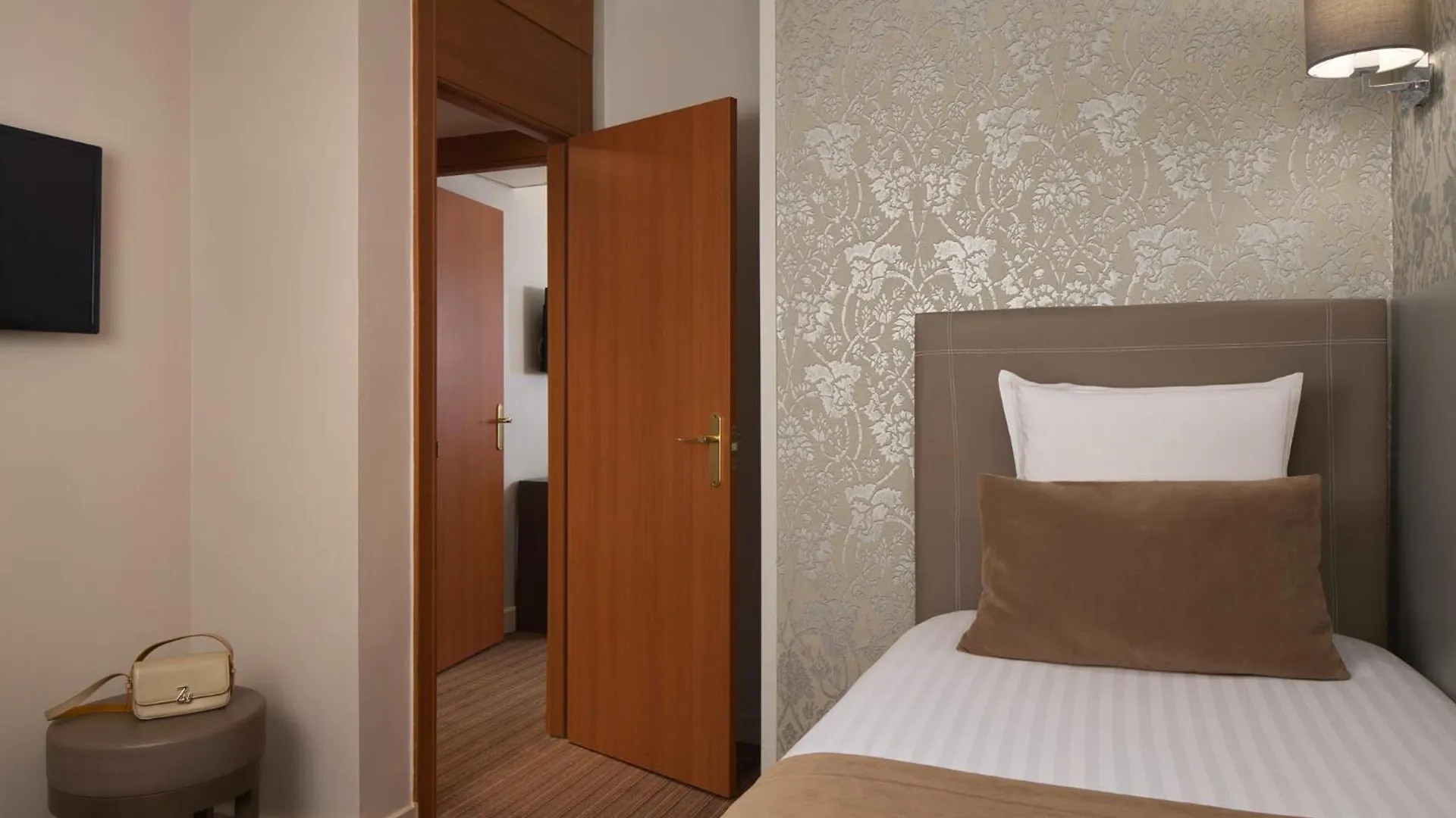 Timhotel Opera Blanche Fontaine