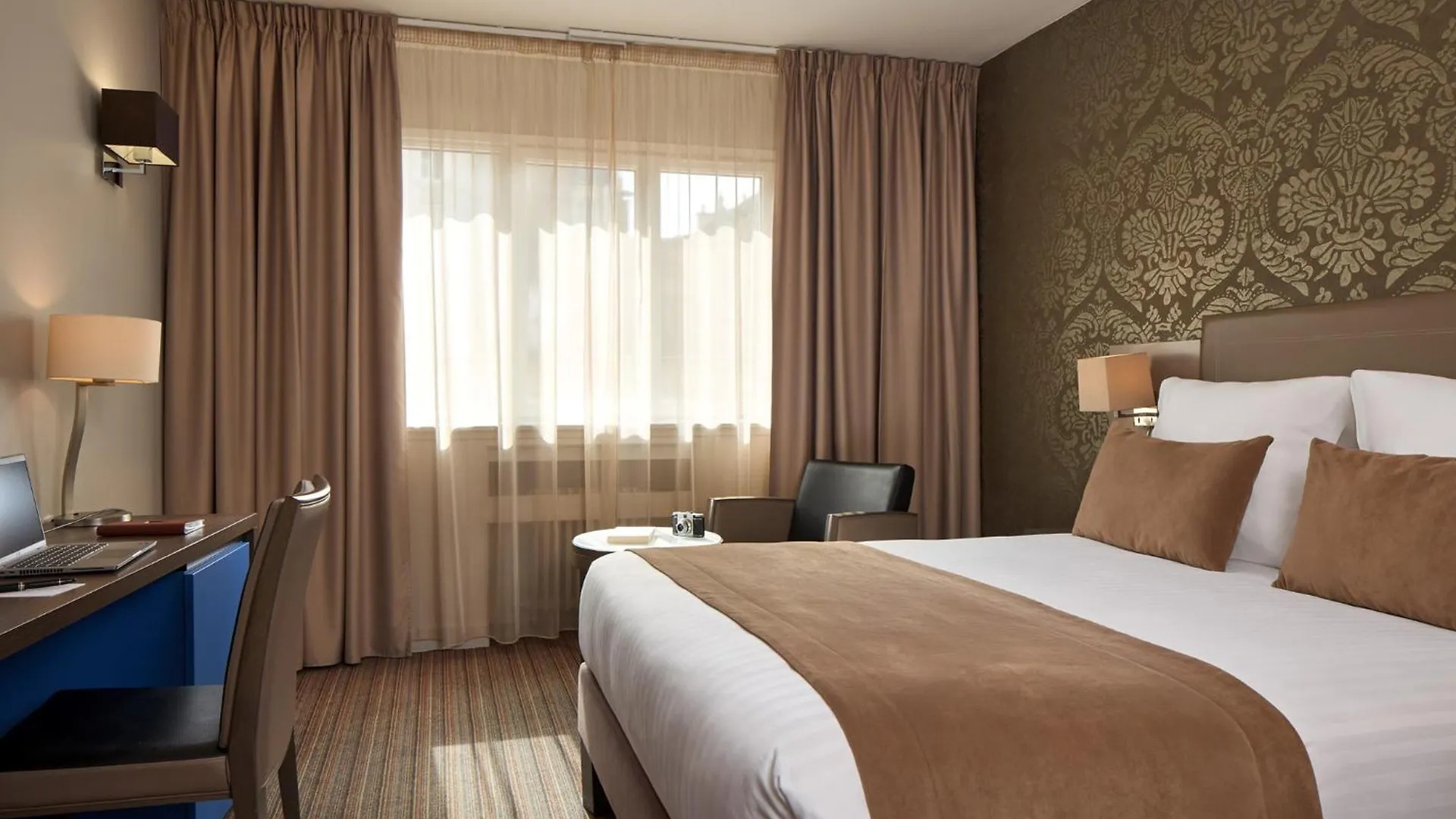 Timhotel Opera Blanche Fontaine Hotel