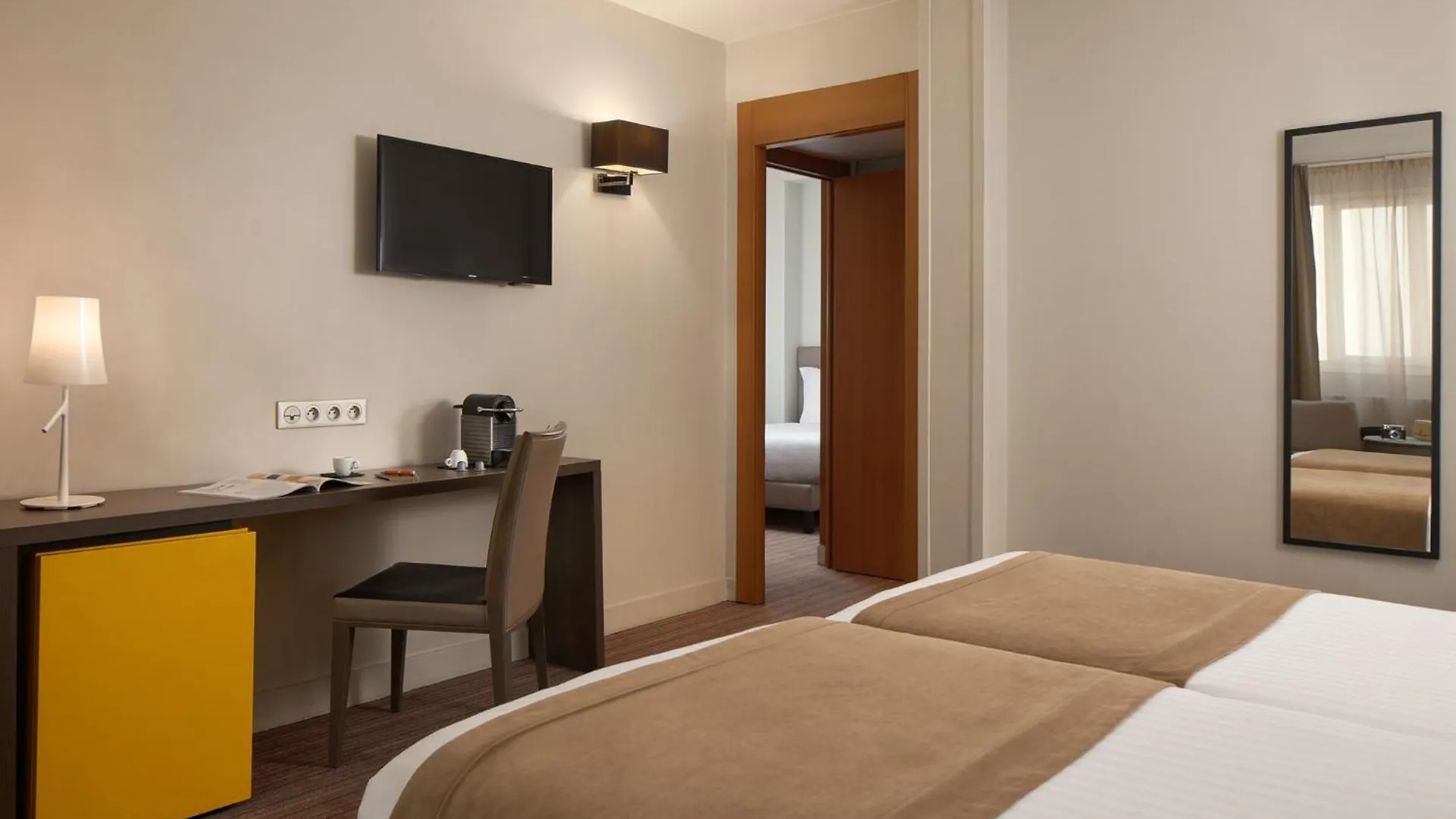 Timhotel Opéra Blanche Fontaine