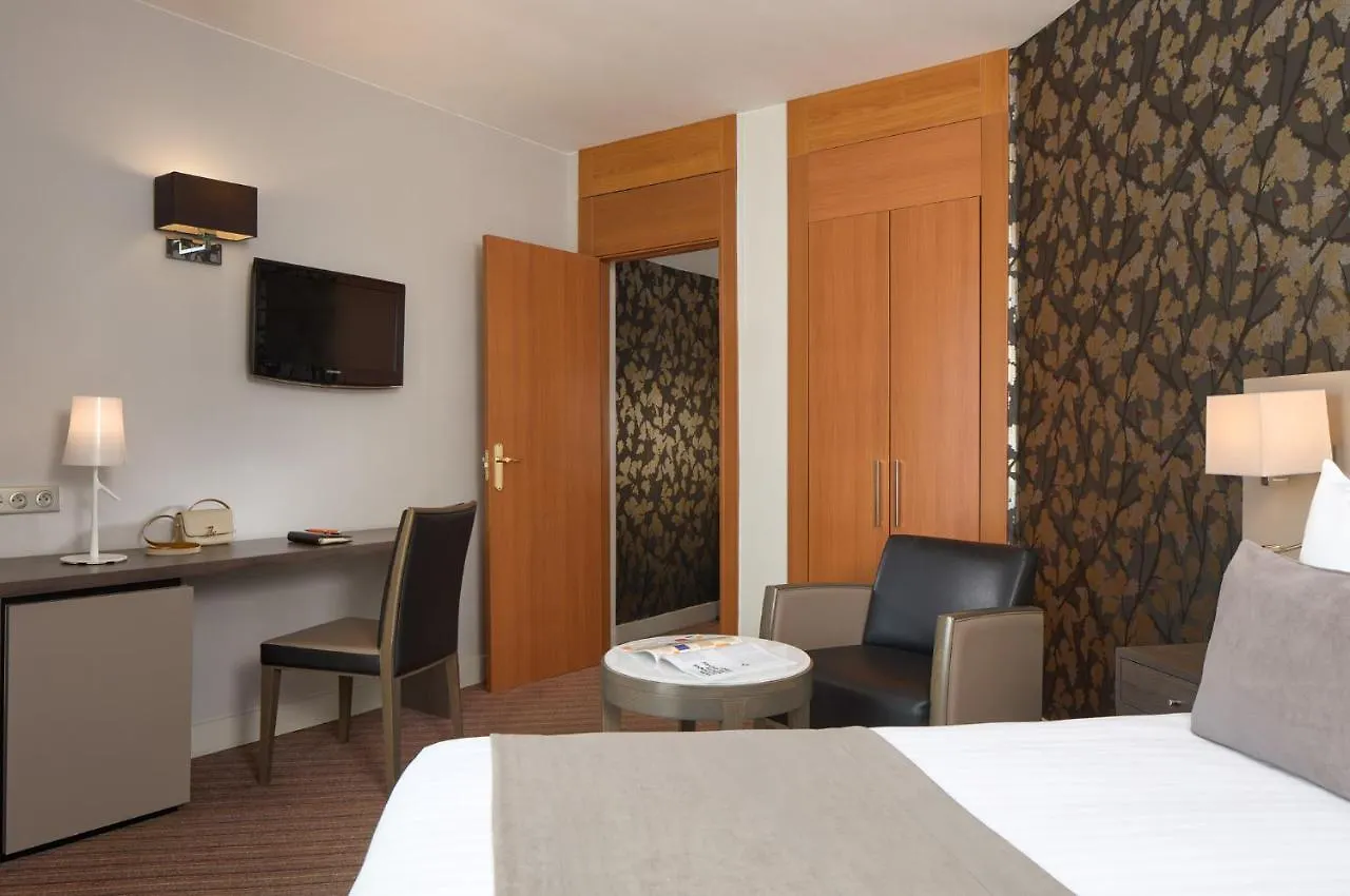 Timhotel Opera Blanche Fontaine Hotel