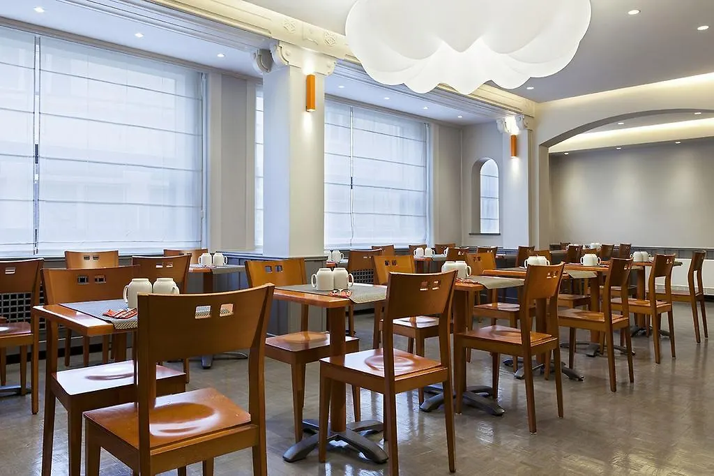 Timhotel Opera Blanche Fontaine Hotel 4*