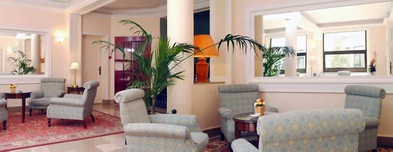 Timhotel Opéra Blanche Fontaine Hotel