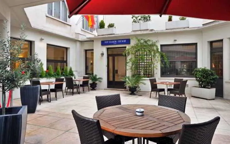 Timhotel Opera Blanche Fontaine Hotel 4*