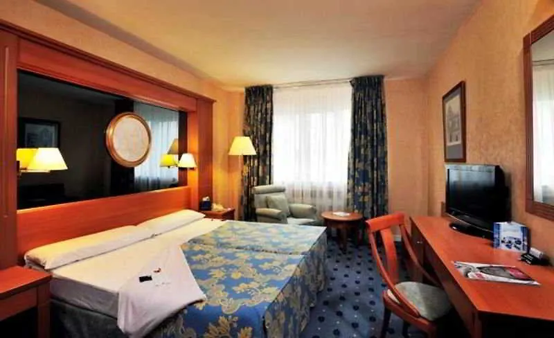Hotel Timhotel Opéra Blanche Fontaine